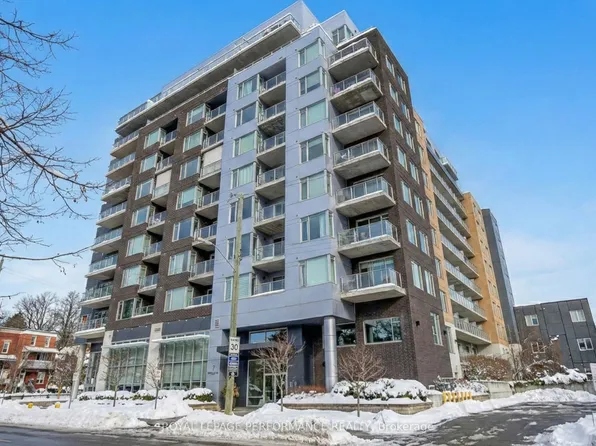 7 Marquette Ave #413, Ottawa, ON K1L 8A7