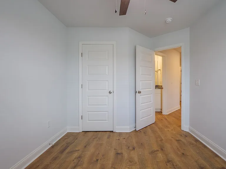 5033 Hamilton Cir — Photo 33