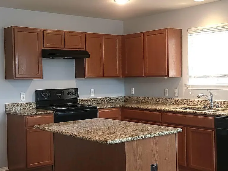 1609 Lone Pine Dr — Photo 18