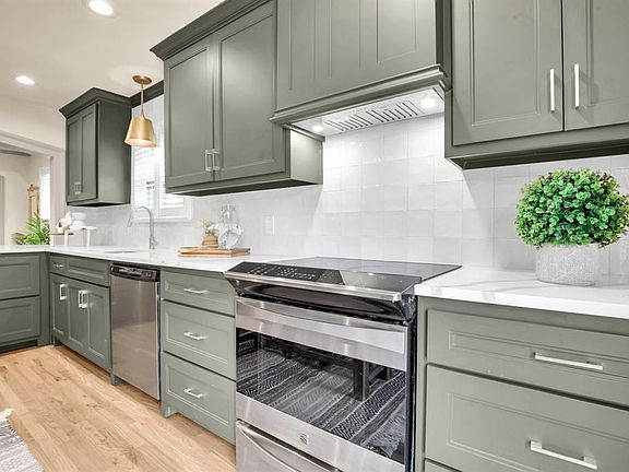 5th image of 839 Salmon Dr