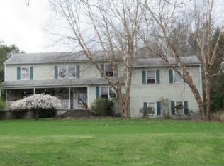 18 Benedict Rd, Bethel, CT 06801