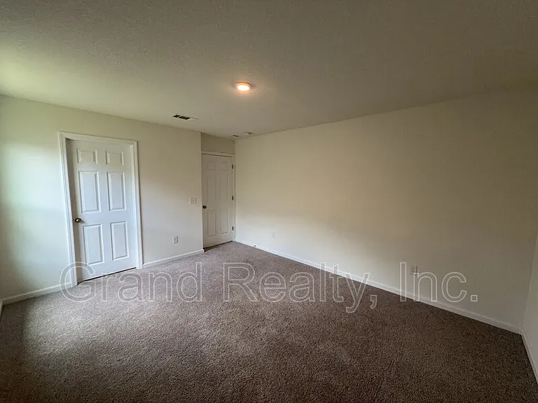 4316 Jitterbug St — Photo 10