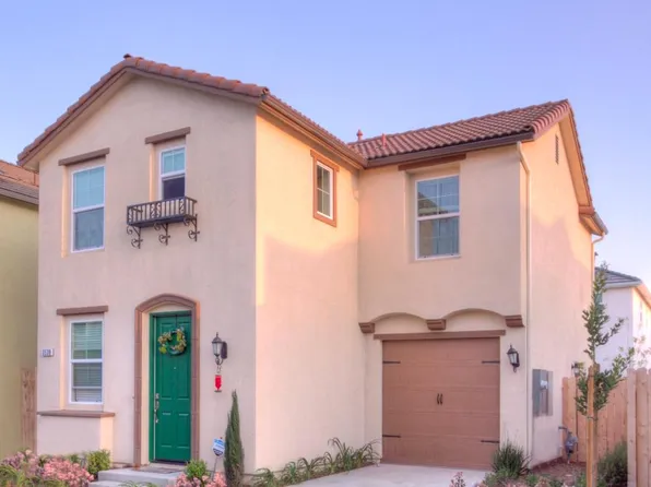 3538 Luminary Way, Clovis, CA 93619