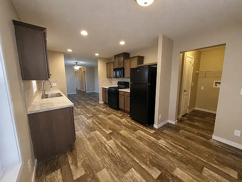 15 Starling Hill Dr #240 Photo 1
