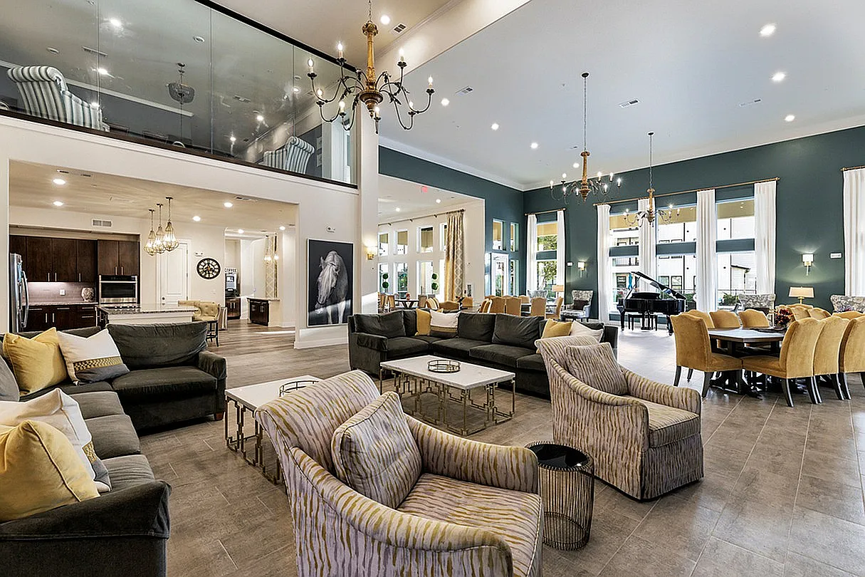 Ivy Point Klein - 55+ Active Adult Apartment Homes — Photo 2