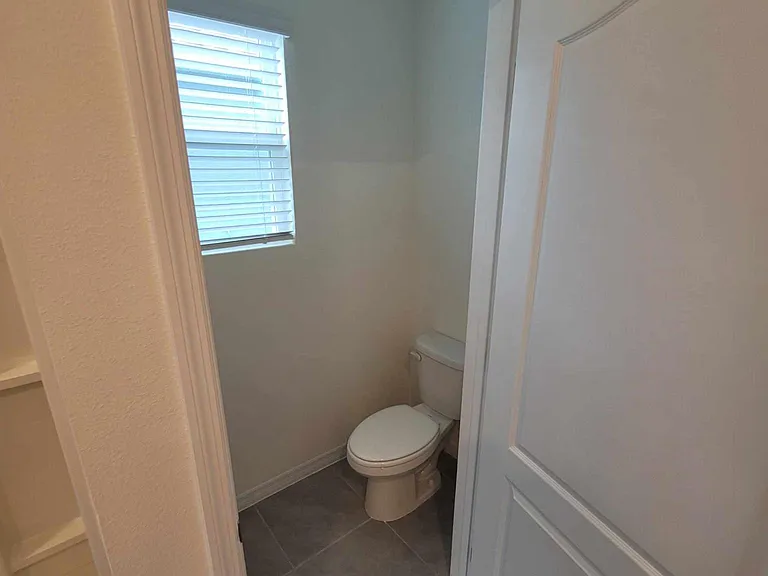 488 Lily Ln — Photo 7