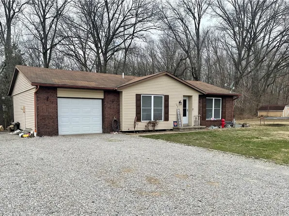 102 Sierra Ave, Watson, IL 62473