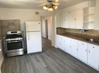 16 Dubuque St, Rensselaer, NY 12144