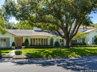 520 Ridgemont Ave, Terrell Hills, TX 78209