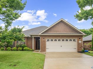 210 Wolf Creek Trl SW, Huntsville, AL 35824