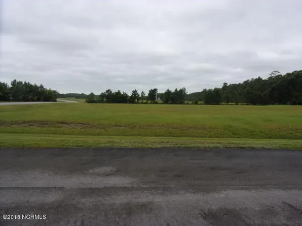 426 Madewood Lane, Newport, NC 28570