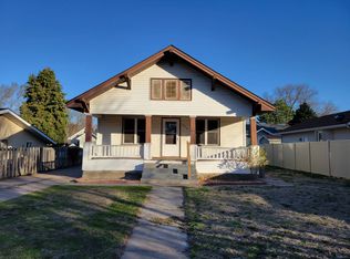 409 D St, Central City, NE 68826