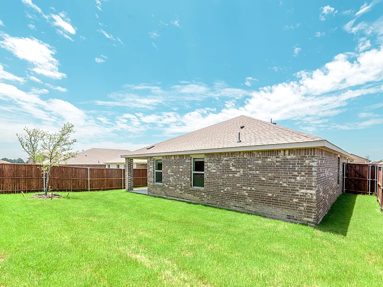 3917 Amethyst Dr — Photo 31