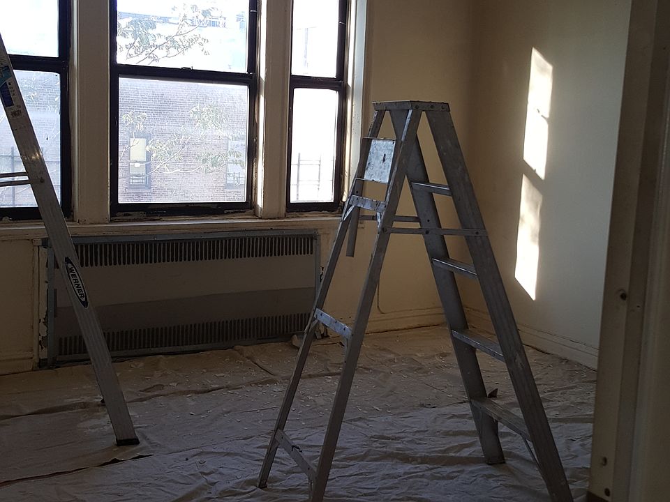 2nd image of 35 Tennis Ct APT 3E