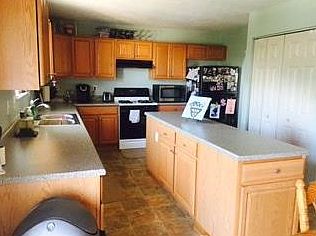 4th image of 1039 Sweet Brier Dr
