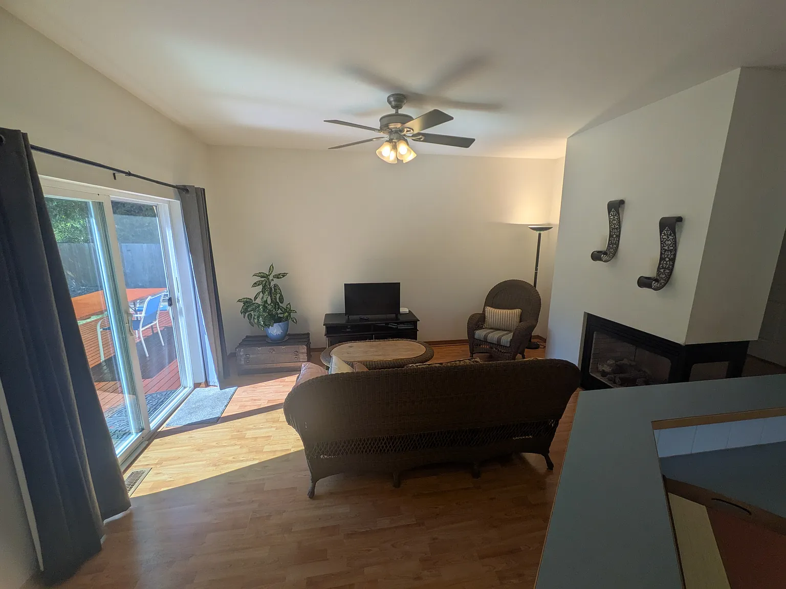 3 bed, 1694 sqft, $2,600 — Photo 4