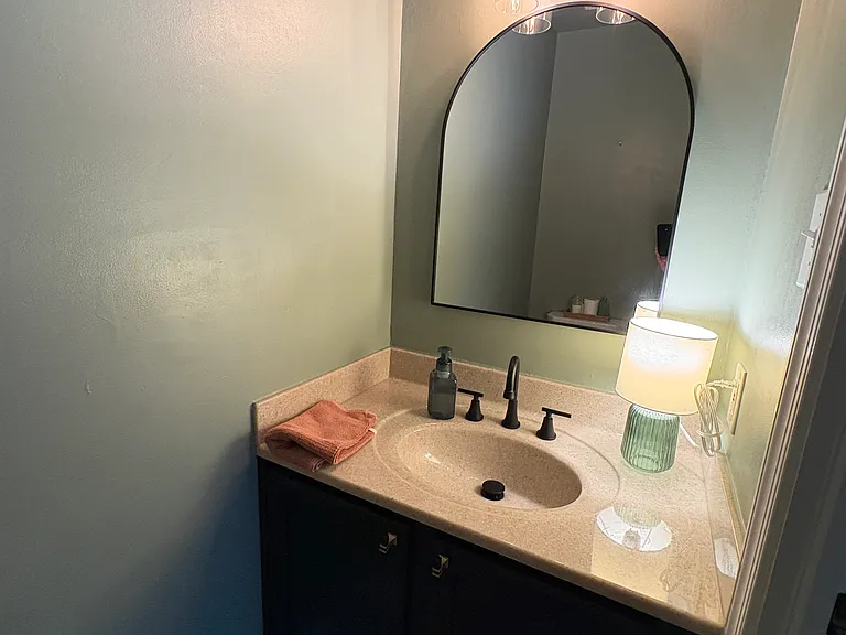 downstairs half bathroom