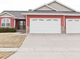 200 Lily Pond Rd, North Liberty, IA 52317