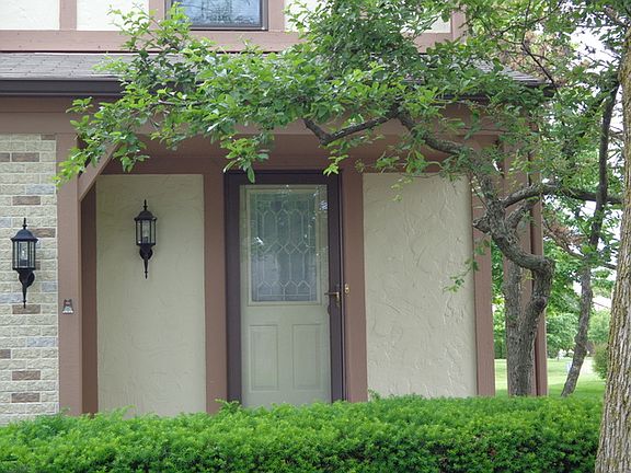 2nd image of 4490 Opal Dr