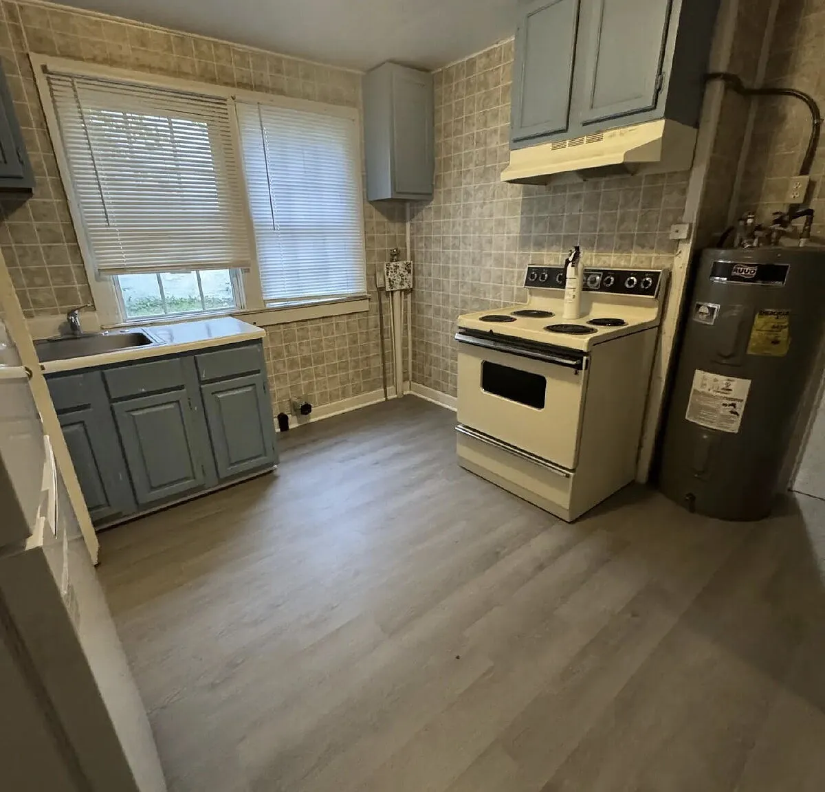 2 bed, 1.0 bath, 673 sqft, $1,075 — Photo 3