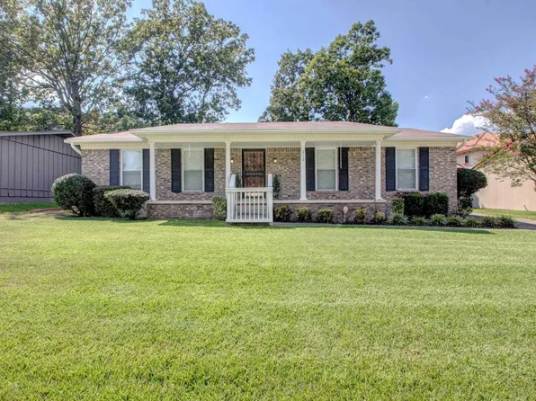 212 Alamo Dr, Little Rock, AR 72211