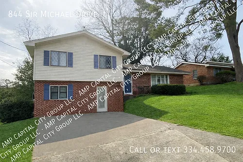 844 Sir Michael Dr Photo 1