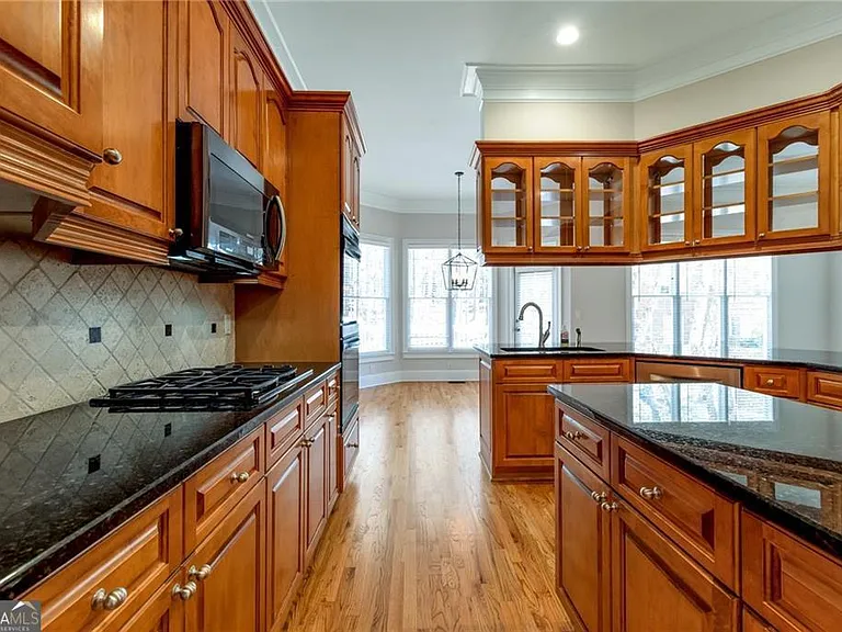 115 Wolf Willow Ct — Photo 16