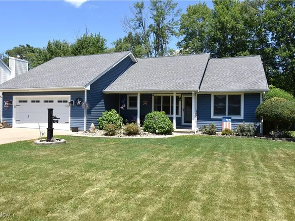 720 Edmond St, Hubbard, OH 44425