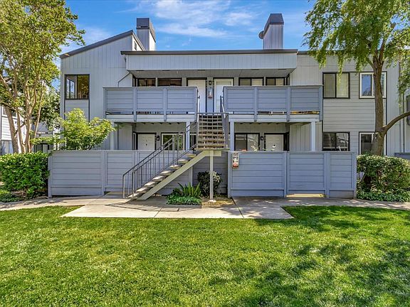 4th image of 4857 Pine Forest Pl