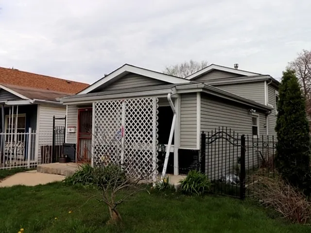 1416 E 71st Pl photo 1