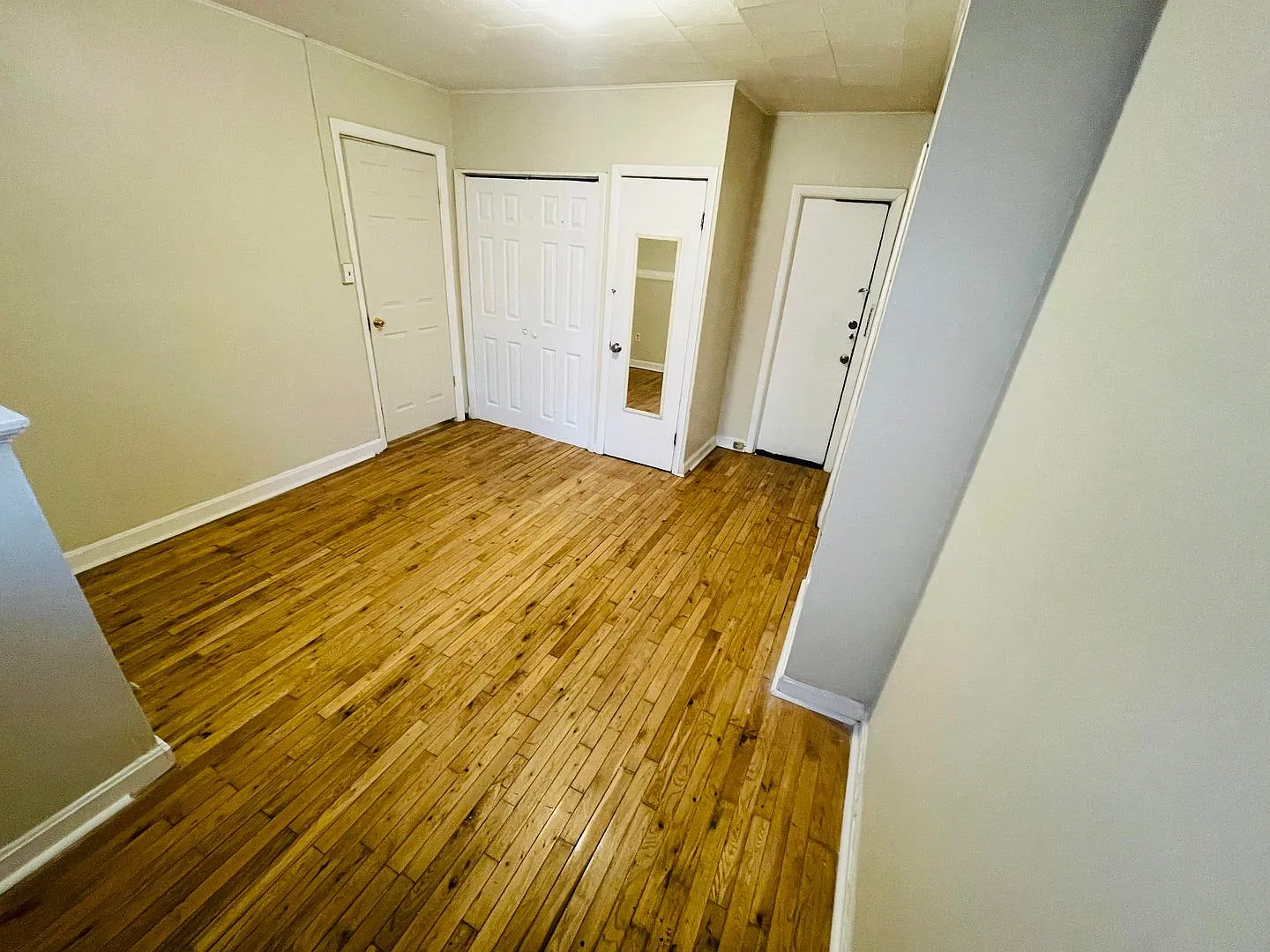 38 Willett — Photo 3