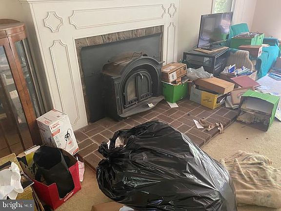 5th image of 53 Tower Hill Rd