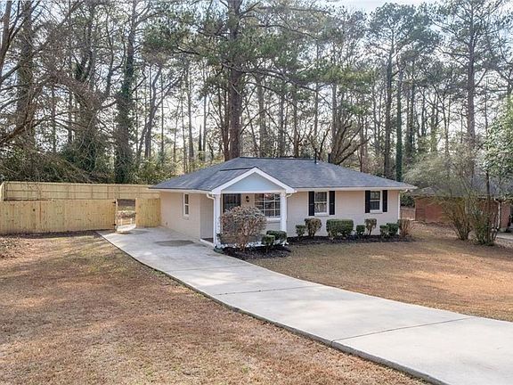 4th image of 3645 Larkspur Ter