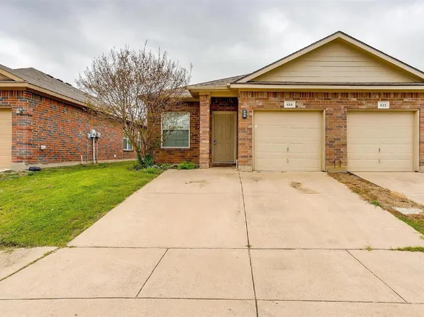 812 Walnut St, Burleson, TX 76028