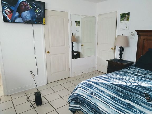 5th image of 4411 Wimbish Dr