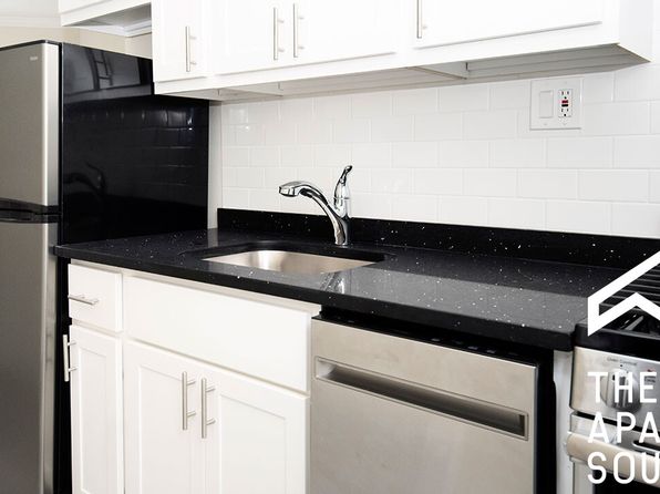 648.5 W Roscoe St #2S