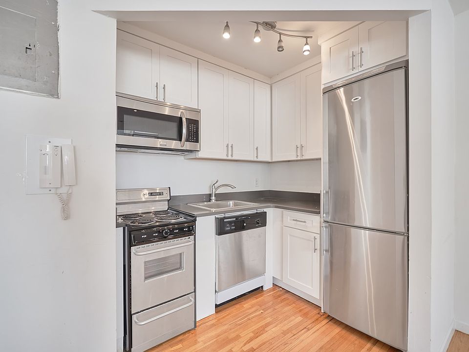 1st image of 309 W 30th St #Pha