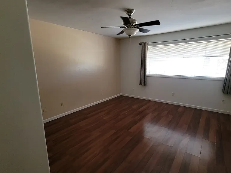 501 N Central Ave — Photo 1