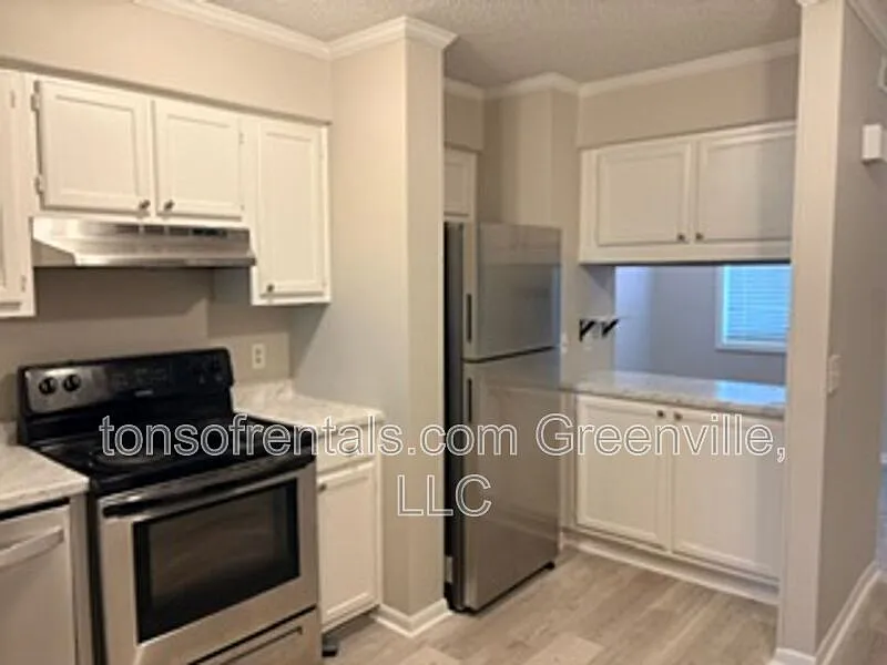 2 bed, 2.5 bath, $1,395 — Photo 3
