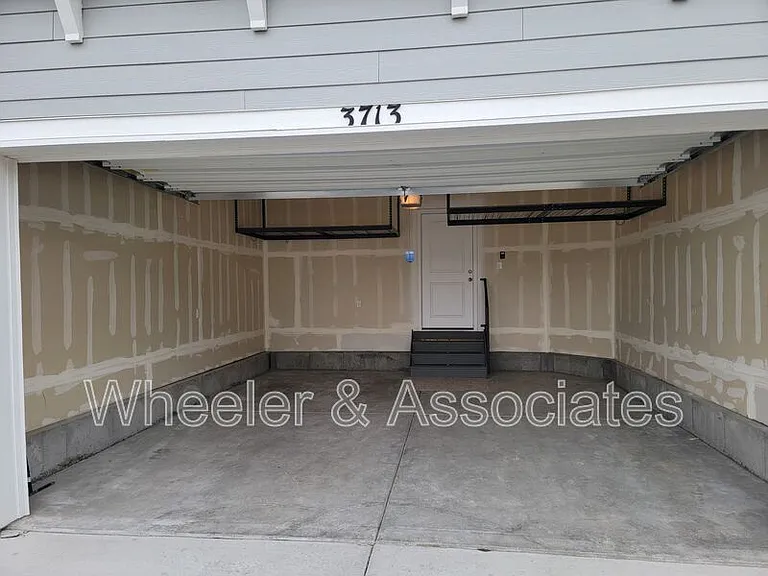 3713 W Cold Pond Ave — Photo 4