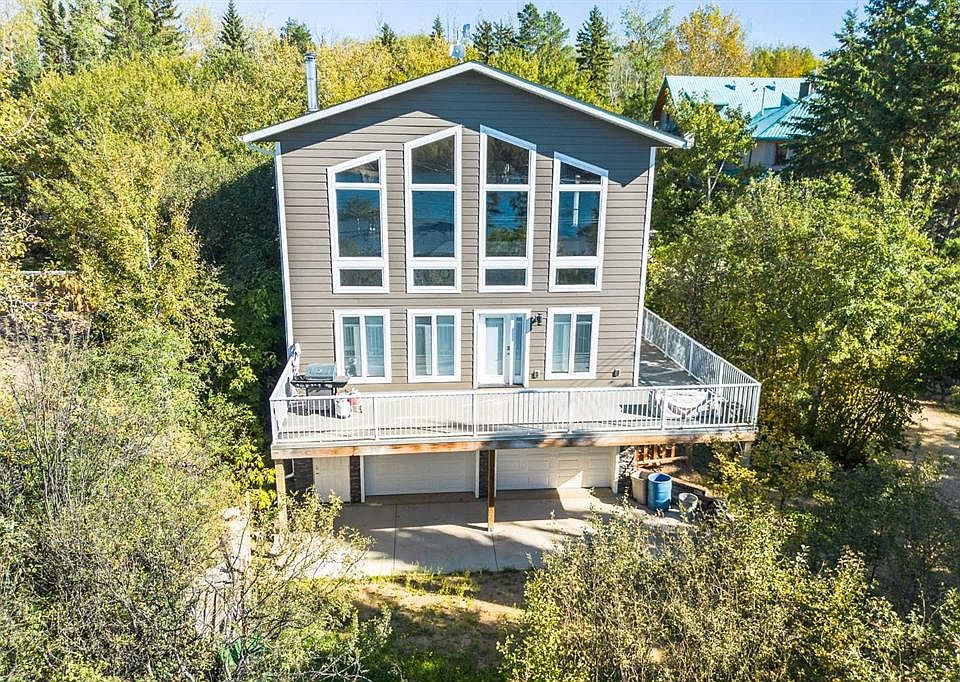 1st image of 66 Sandy Beach Dr