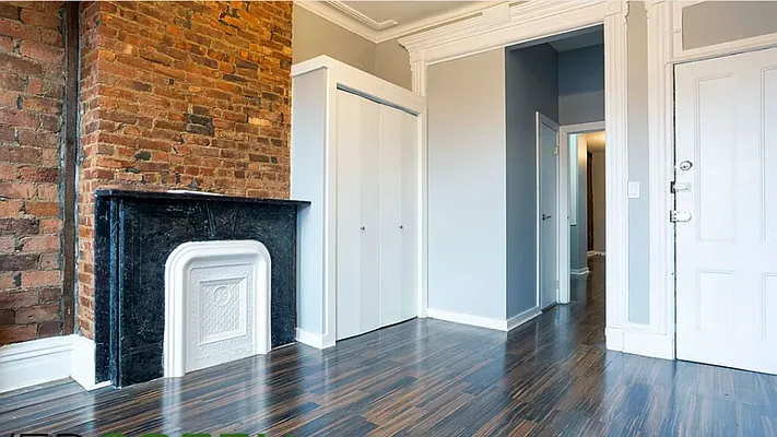 Rented by Nooklyn NYC LLC | media 7