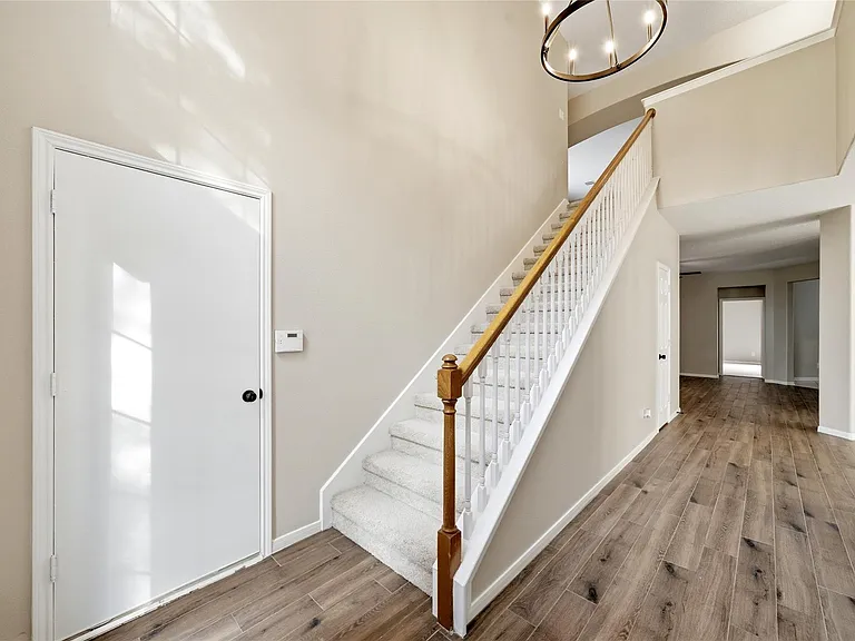 3711 Slocom Dr — Photo 5