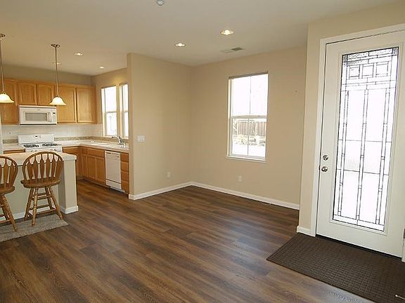 5th image of 2509 Cottage Pointe Dr