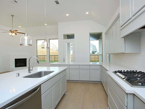 3rd image of 7502 Spiceberry Lodge Ct