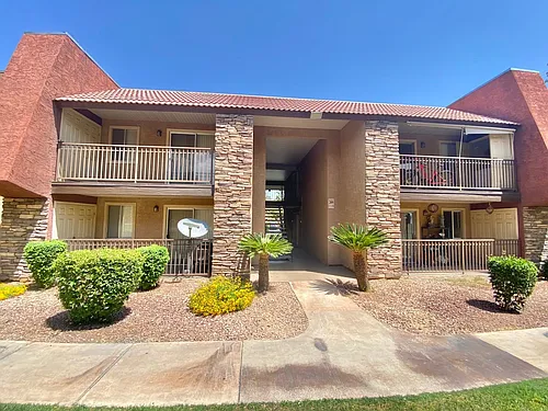 5081 River Glen Dr #118 Photo 1
