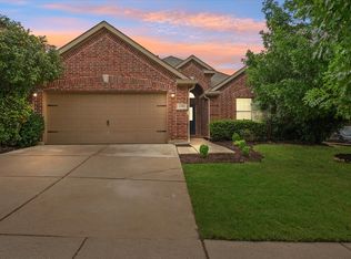 6703 Smoketree Trl, Denton, TX 76208