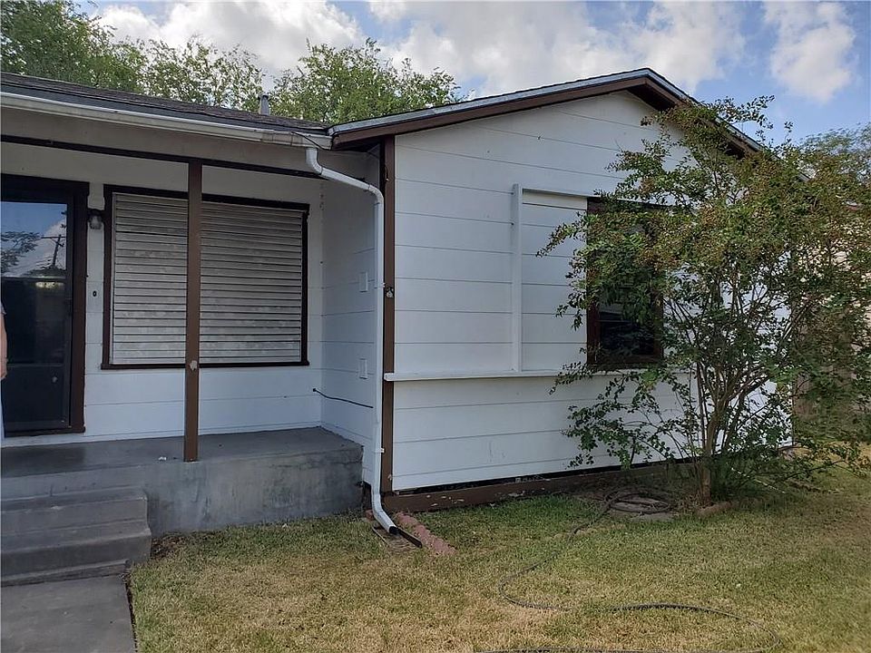 2nd image of 4802 Wexford Dr