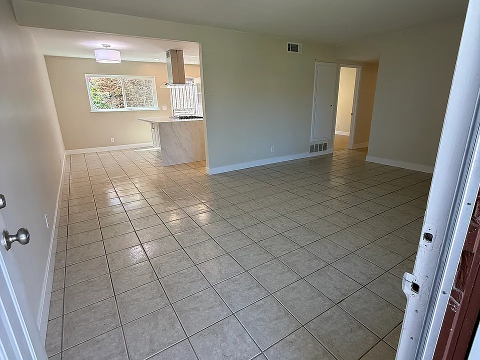 26511 Calle Delphina #B