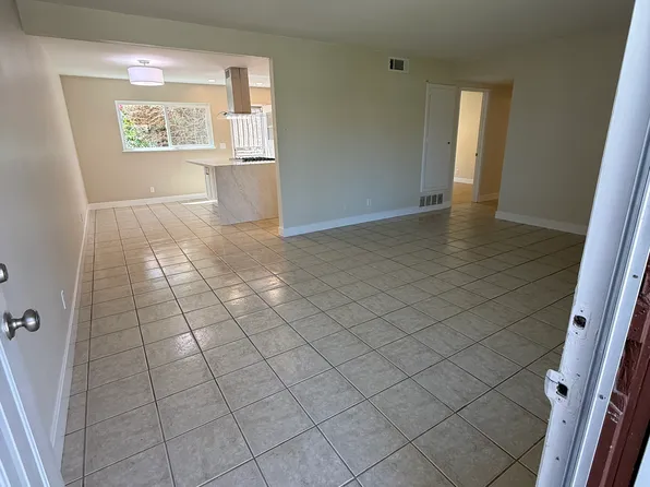 26511 Calle Delphina #B, San Juan Capistrano, CA 92675